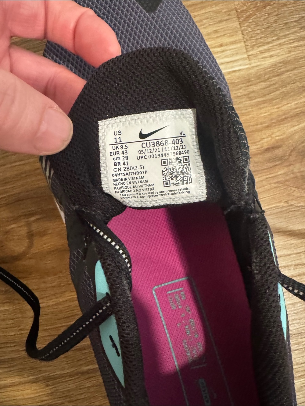 Nike Winflo 7 Shield
Obsidian Mist (Women's) - Picture 4 of 5